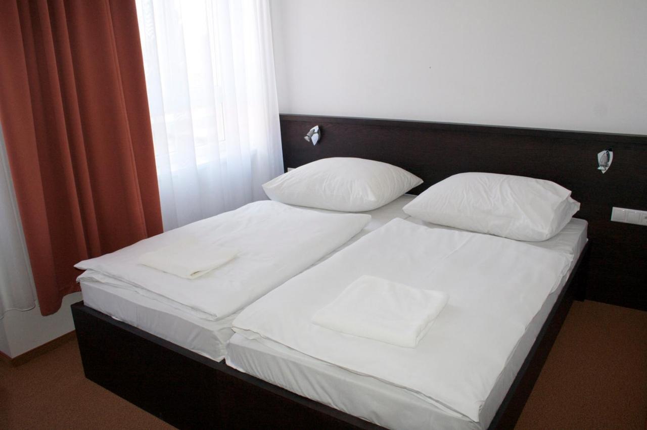 Hotel Central Nagykanizsa Luaran gambar