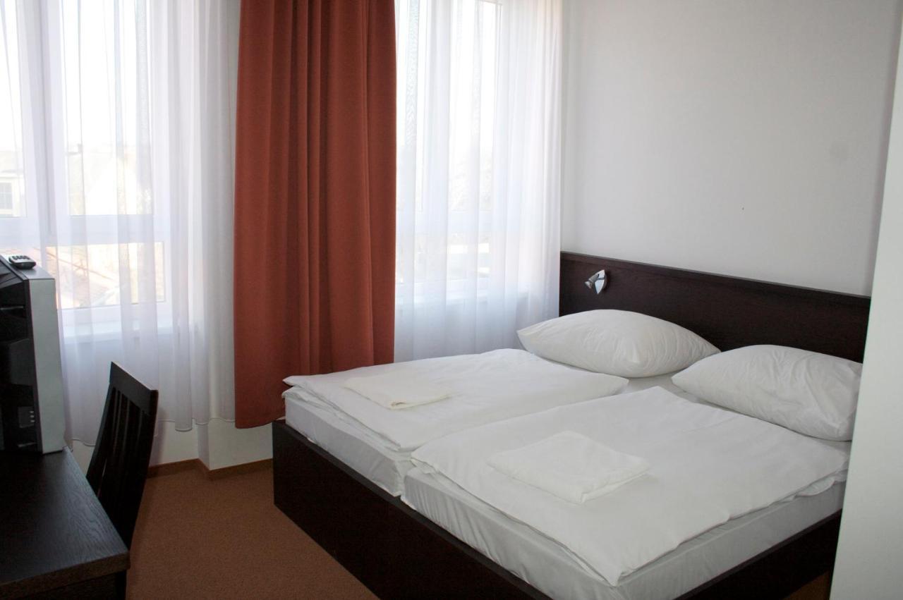 Hotel Central Nagykanizsa Luaran gambar