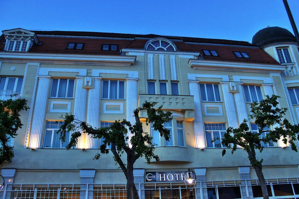 Hotel Central Nagykanizsa Luaran gambar