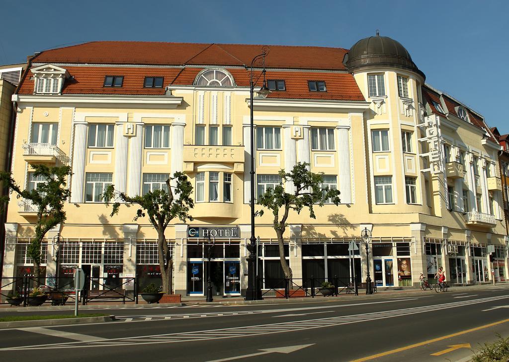 Hotel Central Nagykanizsa Luaran gambar