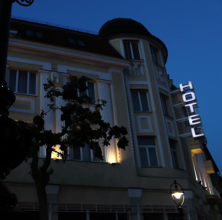 Hotel Central Nagykanizsa Luaran gambar