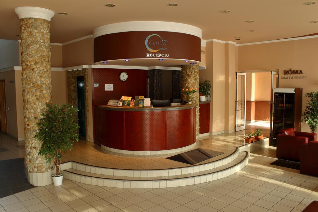 Hotel Central Nagykanizsa Luaran gambar