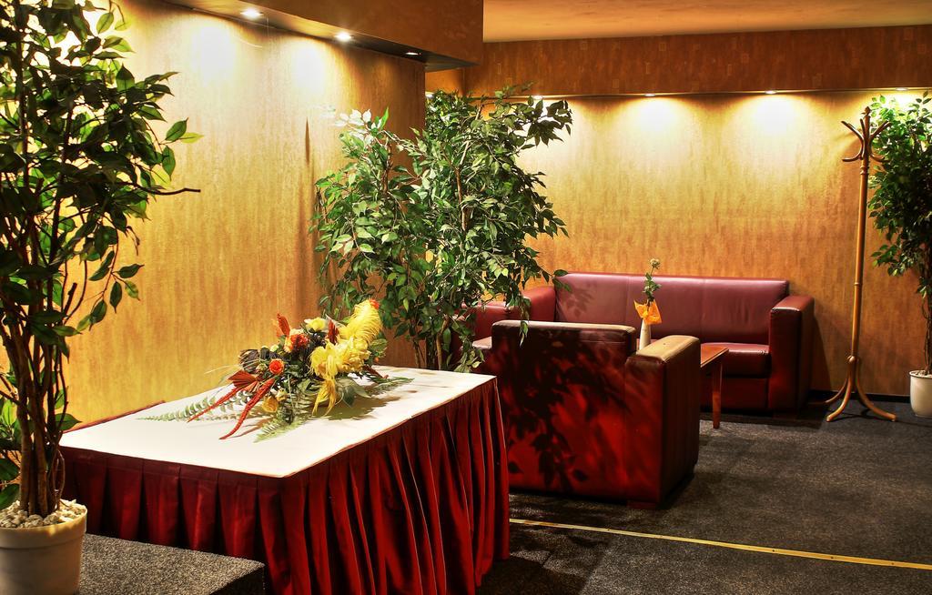 Hotel Central Nagykanizsa Luaran gambar